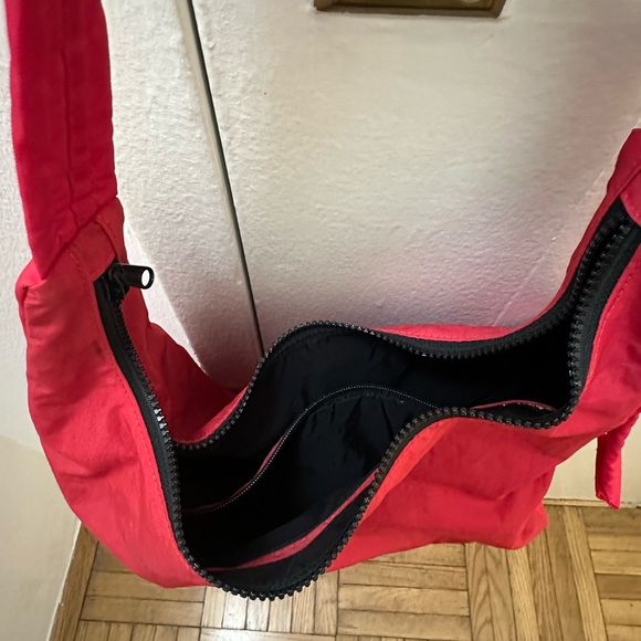 BAGGU Nylon Shoulder Bag in Candy Apple Red - Picture 5 of 7